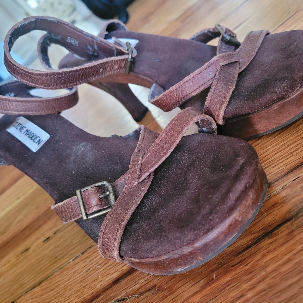 Steve Madden peep-toe brown strappy heels